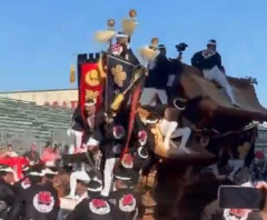 【動画】お祭り男さん達(ヤ)、ド派手に逝くwwwwwwwwwwwwwwwwwww
