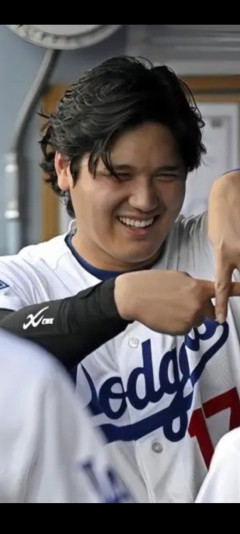 【画像】最新の大谷翔平さん、顔がデブすぎる…
