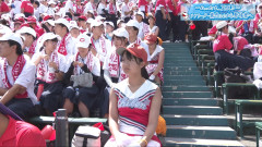【速報】甲子園、健康的な生足が映り込んでしまうwwwwwwww