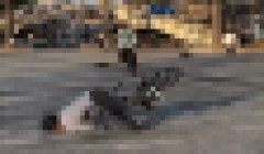 【画像】目の前で盛大に転倒→周り「……」いやすぐ助けろよｗｗｗｗ