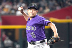菅野さん（36）投手地獄のロッキーズで日本人単独トップの12勝目