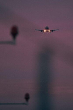 【悲報】三大絶対イヤな死に方「旅客機墜落」「プレス機で圧死」「すい臓ガン」・・・・・・・・・