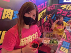 【画像】ムチムチ女だらけのBARを発見ｗｗｗｗｗ