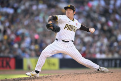 松井裕樹（27）236セーブ←ｗｗｗｗｗｗｗｗｗ