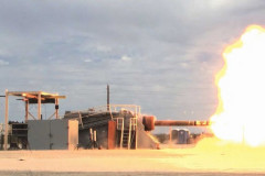 米陸軍で「巨大列車砲」復活か？…射程1600km・極超音速での射撃を実施！