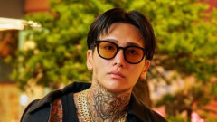 恋愛リアリティショー出演者の経歴、完全にラインを超えてしまう