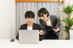 【衝撃】会社のババア先輩(40)『実は彼氏できて今度同棲始めるんだ～』ワイ(25)『えっ…！』⇒結果ｗｗｗｗｗｗｗｗｗｗ