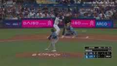 大谷翔平、第一打席でフェンス直撃のツーベースヒット！！！！！！！！！！！！