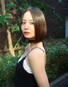 【画像】堀北真希さんの妹・奈々未、雰囲気ガラリな最新ショットに反響