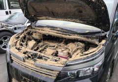 【悲報】車水没したけど保険対象外らしくて泣いてる