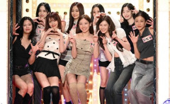 【動画あり】TWICEさん、街中でとんでもなくセクシーな服装になって炎上⇒！！！！