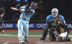 小島、小島からホームラン！