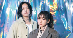 【衝撃画像】YOASOBIの衣装、限界突破ｗｗｗｗｗｗｗ