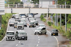 千葉豪雨、1200台以上もの車が路上に放置されてる模様…