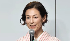 女優の鈴木保奈美さん、６０歳になる。（動画あり）　　