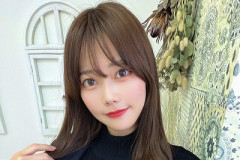 【画像】  看護師グラドル、お●ぱいをさらけ出す服で新幹線に乗る