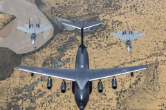 中国空軍のY-20輸送機、多彩な形態で活躍中…空中給油機タイプYY-20などが存在！
