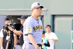 【悲報】阪神・立石正広さん(3球団競合大卒ドラ1)、2軍戦で見逃し三振して懲罰交代させられるwwwwwwwwww
