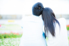 彼男と付き合い始めて半年くらい、突然彼男が私子に別れの電話をしてきました。私子は当然パニックに→ファミレスで話し合いをしようとしたら、姪っ子を連れてきた！なんで！？→