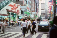【画像】1980年代、令和ガキの想像の7.2倍くらい発展してる