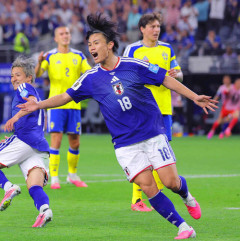 【サッカーW杯】上田綺世選手への愚痴を世界中に垂れ流して炎上していた由布菜月さん　関西コレクションでランウェイデビューしインスタの現実を公開