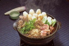 【悲報】青森「せんべい汁」岩手「わんこそば」宮城「牛タン」山形「芋煮」福島「喜多方ラーメン」秋田「」