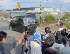 【速報】撮り鉄殺人未遂事件の『別角度』ガチでエグいエグいエグいwwwwww