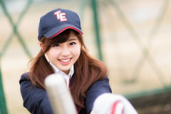 【画像】甲子園の元美人マネージャーさん、変わり果てた姿で発見されるwwwwww
