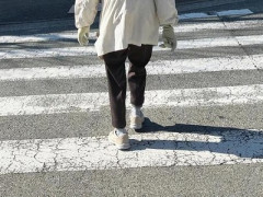 【恐怖】女さん、唐突にトラックに命を狙われる ｗｗｗｗｗ