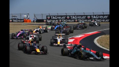 2026年のF1前半戦のオーバーテイク数を前年の同GPと比較した結果
