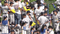 【画像】仙台育英チア、試合中に「お持ち帰り」されてしまうｗｗｗｗｗｗｗｗｗｗｗｗ