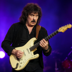 リッチー・ブラックモア、33年ぶりにディープ・パープルのステージに立つと明かす   #音楽