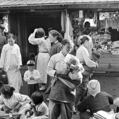 韓国人『1950年代の日本と韓国の街並みを記録した貴重な写真に衝撃の声！」→「こんなに生活様式が違っていた‥」