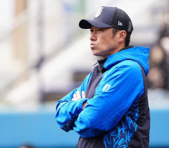 DeNA　3連敗で4位後退　相川監督「それも野球」10安打で1点の打線に「決して悪いわけではない」