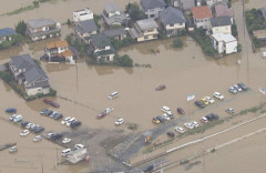 【エグすぎ】千葉豪雨で水没し放置された車両は約2700台…多すぎてレッカー車の手配できず職員が手で押して動かす
