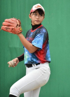【画像】イチローに勝った野球部JK、変わり果てた姿で発見される🥹