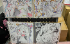 【物議】有名絵師、コミケで色紙オークションを始める→「これってセーフなの？」