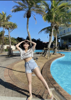 「ナイスバディ！」「えろすぎ」「けしからん」絶賛の声殺到　田中美久、豊満ボディあらわなビキニショット公開！