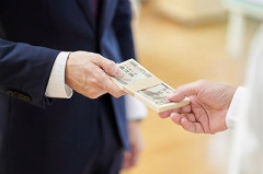 【悲報】ベトナム人実習生「親が病気で…」社長「金貸すしボーナスも出すで」←結果ｗｗｗｗｗｗｗｗｗｗｗｗ