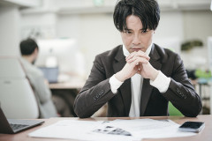 ワイ人事「事務が残り1人か…女性が活躍中です！と」⇒求人ﾎﾟﾁｰｰｰｰ