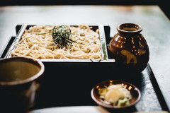 蕎麦とかいう食い物、いくらなんでも旨すぎへん？