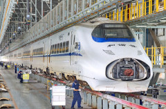 【海外の反応】中国のリニアモーターカーが停止5.3秒で時速800kmに到達 → 「加速度による負荷がエグそう」「列車としては過剰な性能な気もするな」