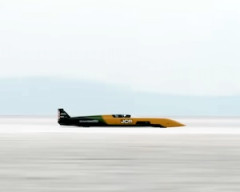 【動画】水素エンジンの車で653.9km/h！世界最速記録が更新される。