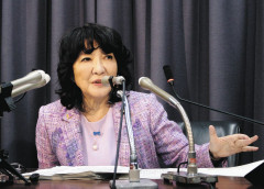 片山さつき財務相「サッカーは男女で収入格差がある。政府や経済界が投資すれば目指す女子が増える」