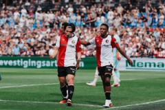 オランダ人「これが上田だ」上田綺世、今季初ゴール！豪快ダイビングヘッド弾！1G1Aの活躍もフェイエは格下相手に痛恨ドロー【海外の反応】