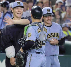 阪神・木下里都　2回4K無失点で下村の初勝利アシスト　「良かった。本当に、ゼロで抑えられて」