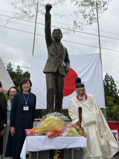 安倍晋三の銅像、完成するｗｗｗｗｗｗｗｗｗｗ