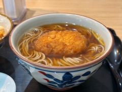 コロッケそばとかいうコロッケを台無しにする最低の料理ｗｗｗｗｗ