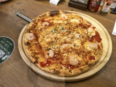 【朗報】サイゼリヤの完全上位互換「オリーブの丘」、流行り始めるwwww
