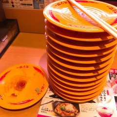 【朗報】ワイ、スシローでドカ食いしてしまうwrwtwowowow